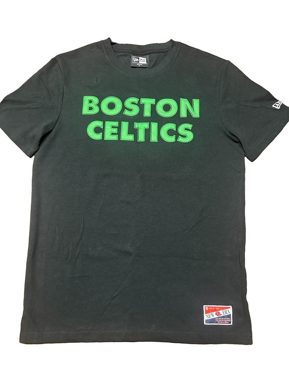 New Era Boston Celtics T-Shirt Men’s M Black Green NBA Shamrock Logo Tee